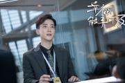 开云体育下载-范弗利特38+15上演上海时刻，大鲨鱼掀翻卫冕冠军重塑联赛格局