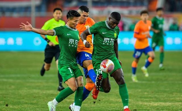 关于申花客场战平绿城，守住关键一分的信息
