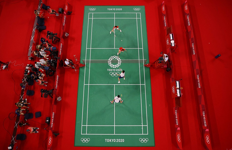 日本队翻盘韩国队，黄鸭组合点燃赛场