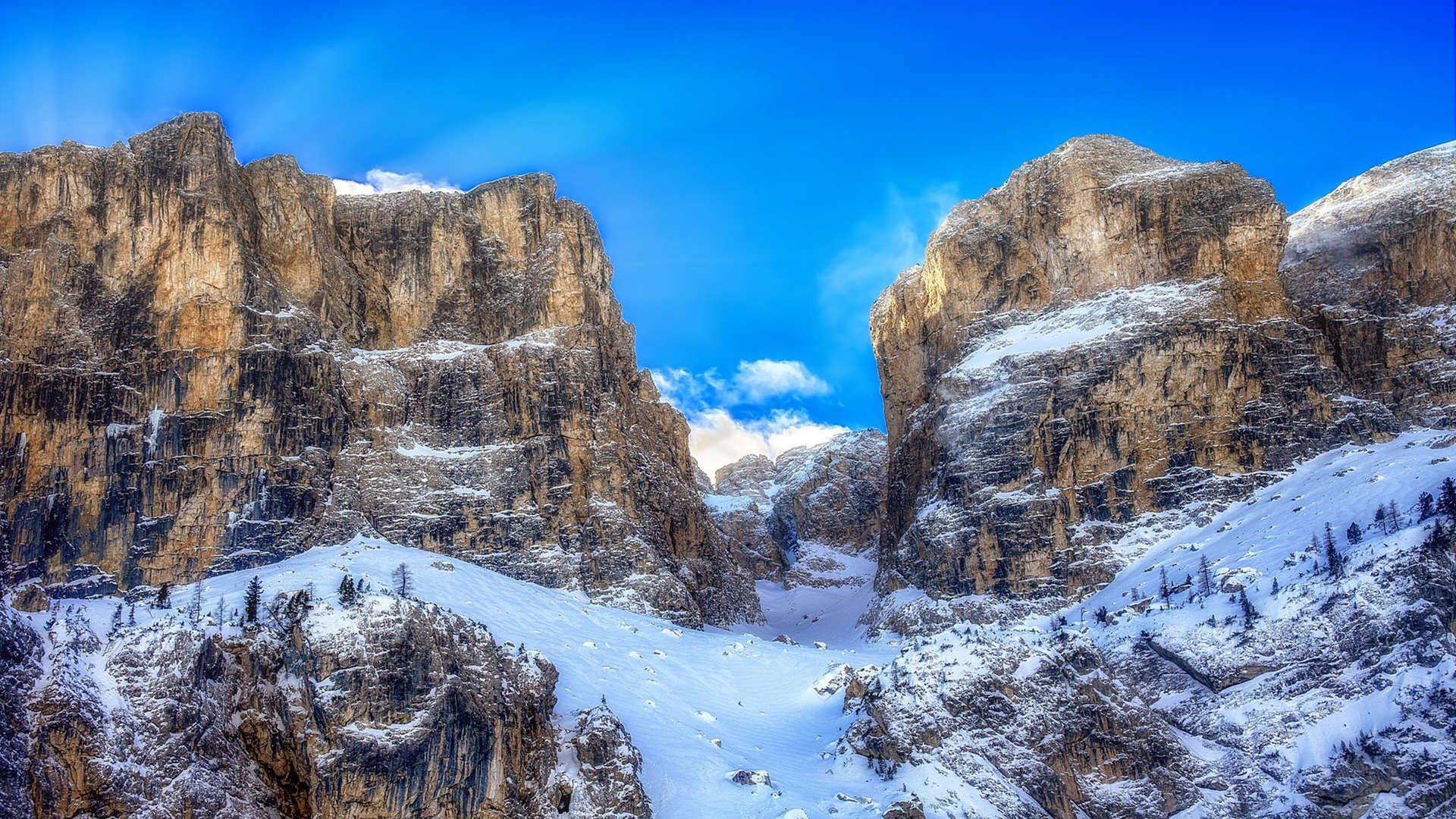 切尔西7-0狂胜冰岛友谊赛,阿圭罗里程碑之夜闪耀个人荣耀