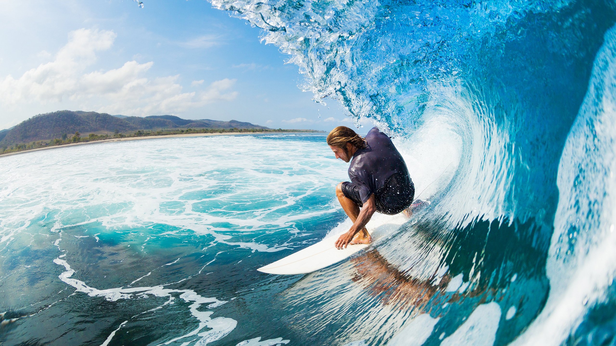 京多安统治中场，冰岛铁血防守，当技术与意志在绿茵场上交响